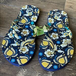 Vera Bradley flip flops